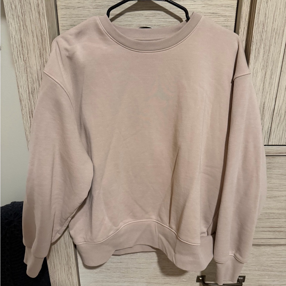 American Eagle Outfitter Light Pink Sweatshirt